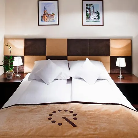 Aparthotel Boutique Hotel's Bytom