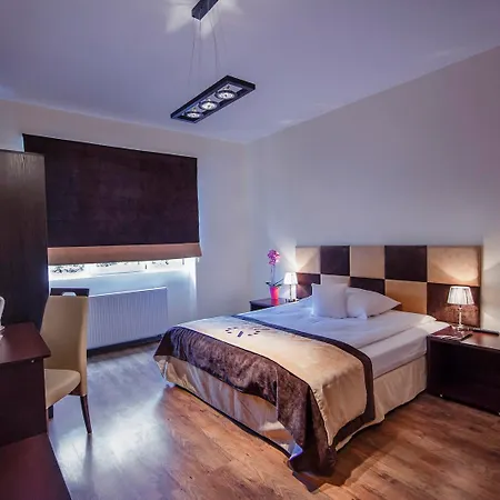 Aparthotel Boutique Hotel's Bytom