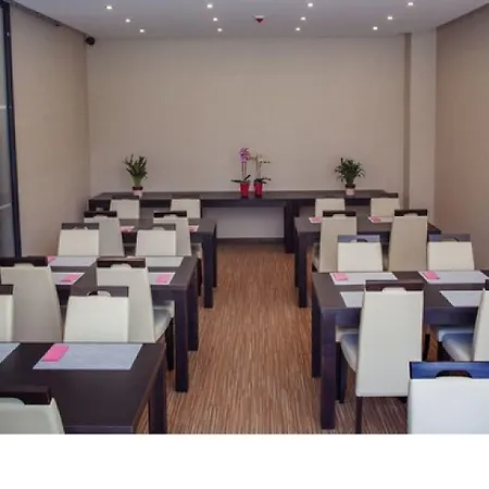 Aparthotel Boutique Hotel's Bytom