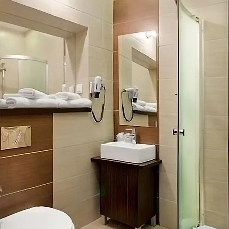 Boutique Hotel's 3* 바이톰