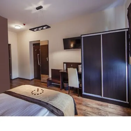 Boutique Hotel's Апарт-готель 3*