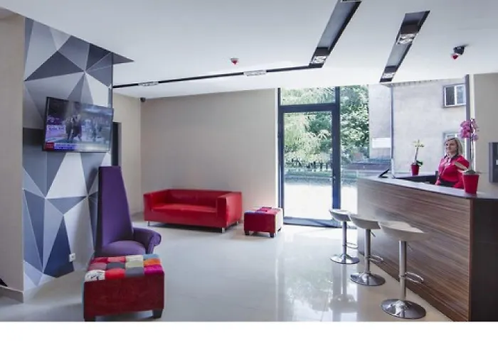 Aparthotel Boutique Hotel's 3*